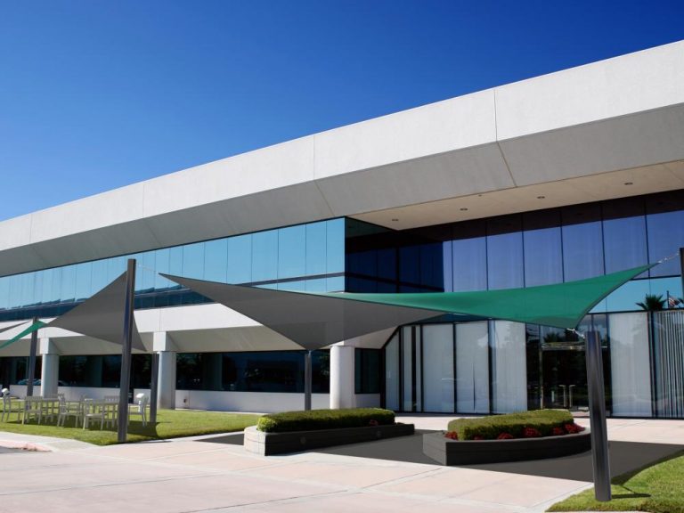 DualShade 350 in Maldives